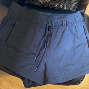lululemon inner glow 3 inch shorts